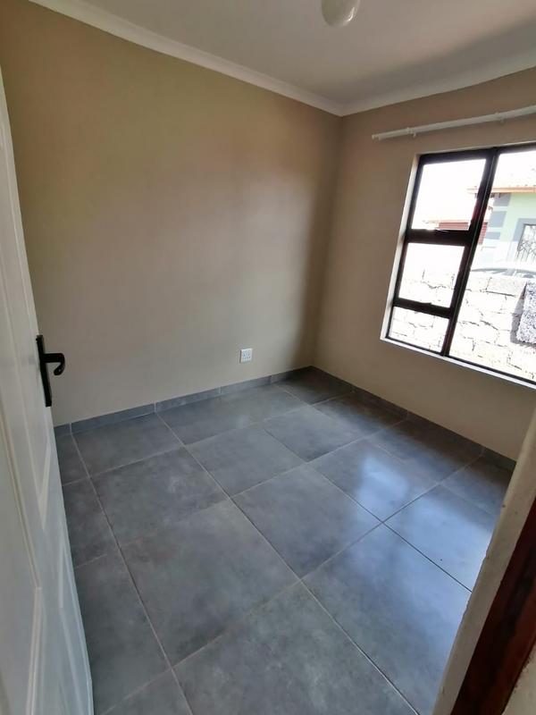 2 Bedroom Property for Sale in Selcourt Gauteng