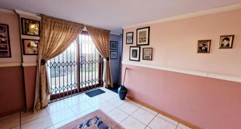 3 Bedroom Property for Sale in Bassonia Gauteng