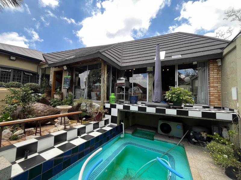 4 Bedroom Property for Sale in Kensington Gauteng