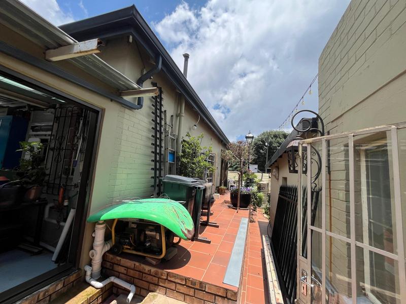 4 Bedroom Property for Sale in Kensington Gauteng