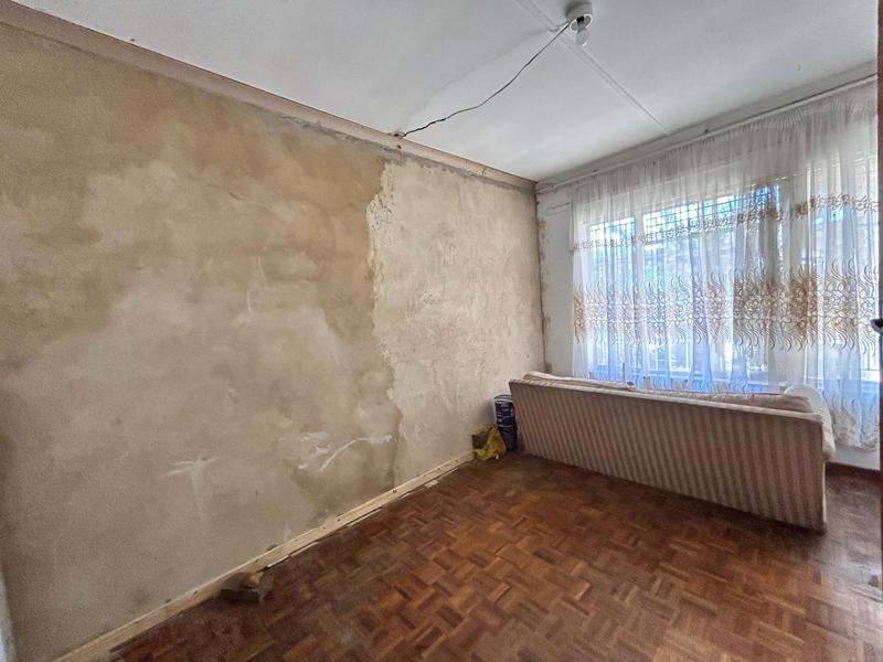 7 Bedroom Property for Sale in Sophiatown Gauteng