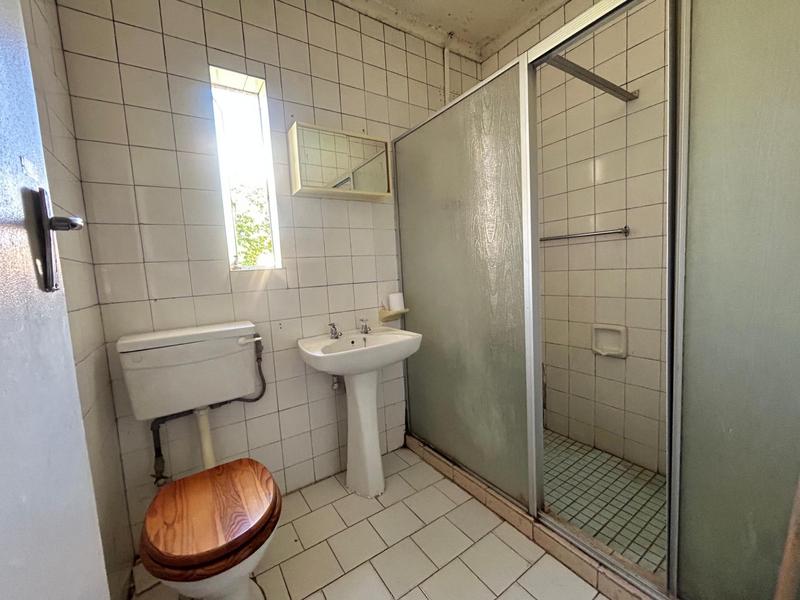 7 Bedroom Property for Sale in Sophiatown Gauteng