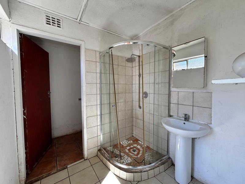 7 Bedroom Property for Sale in Sophiatown Gauteng