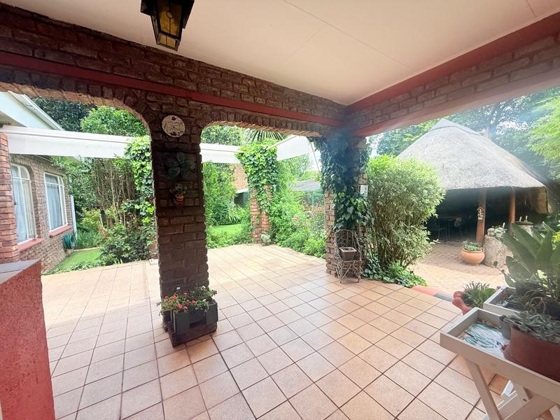 4 Bedroom Property for Sale in Flora Gardens Gauteng