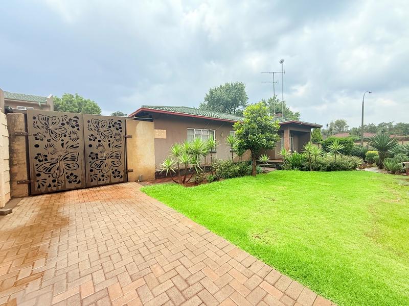 3 Bedroom Property for Sale in Vanderbijlpark CW 1 Gauteng