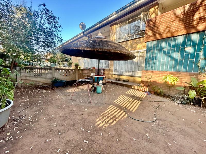 2 Bedroom Property for Sale in Vanderbijlpark CW Gauteng