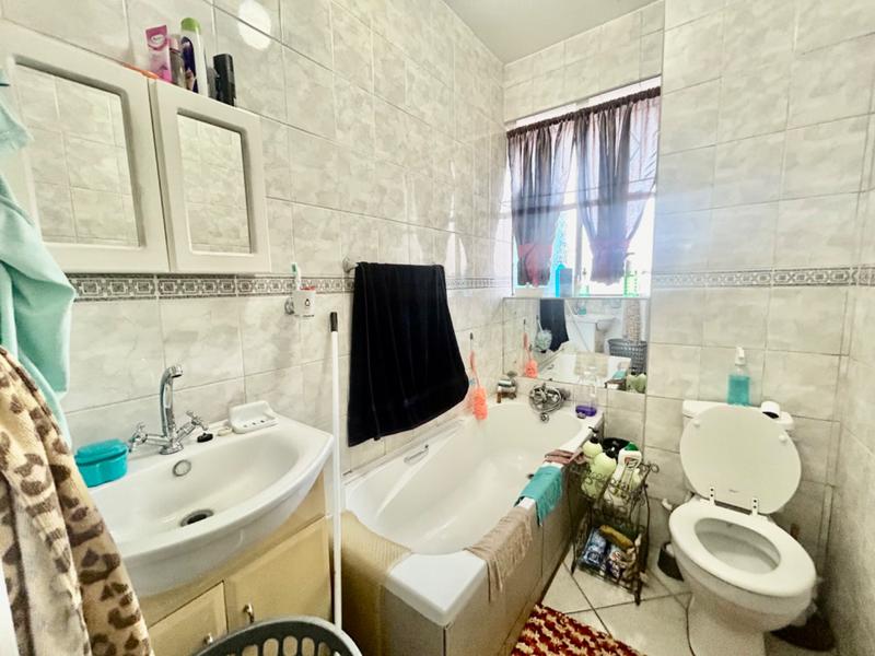 2 Bedroom Property for Sale in Vanderbijlpark CW Gauteng