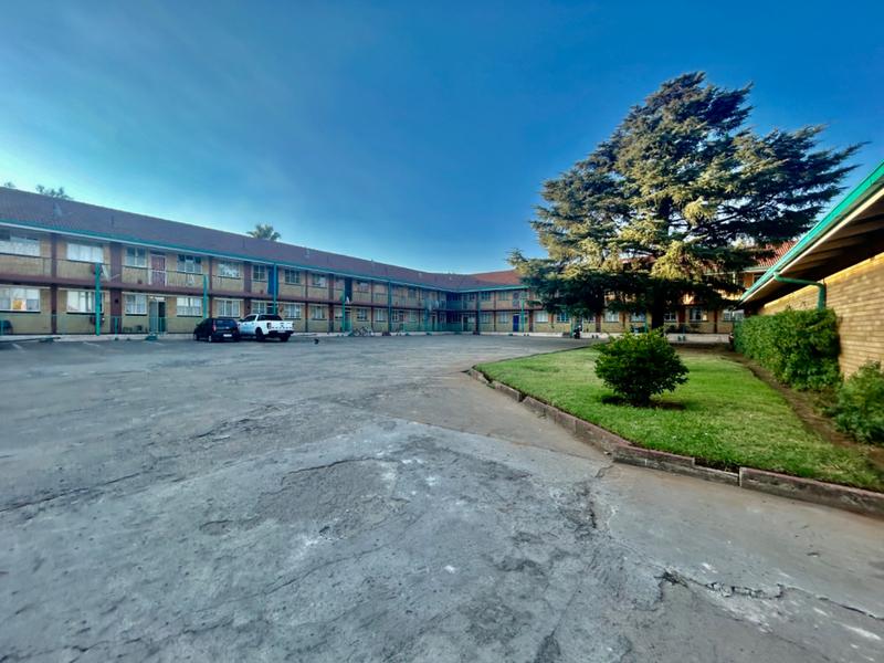 2 Bedroom Property for Sale in Vanderbijlpark CW Gauteng