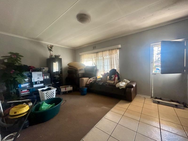 4 Bedroom Property for Sale in Vanderbijlpark CW 5 Gauteng