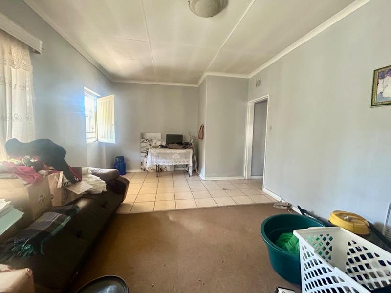 4 Bedroom Property for Sale in Vanderbijlpark CW 5 Gauteng