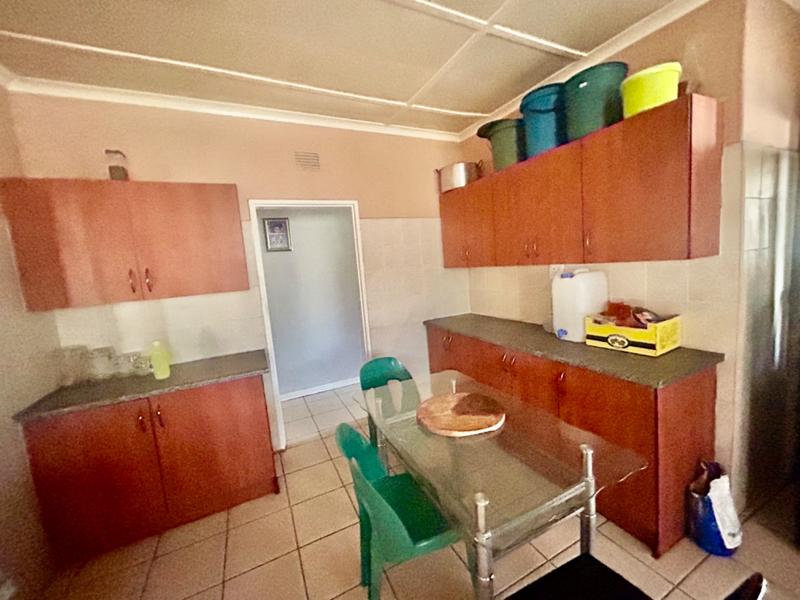 4 Bedroom Property for Sale in Vanderbijlpark CW 5 Gauteng