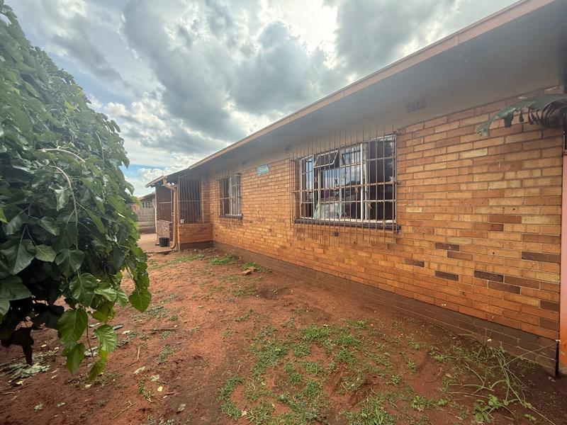 3 Bedroom Property for Sale in Vanderbijlpark Cw 6 Gauteng