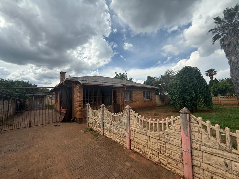 3 Bedroom Property for Sale in Vanderbijlpark Cw 6 Gauteng