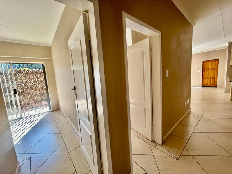 2 Bedroom Property for Sale in Vanderbijlpark SW 1 Gauteng