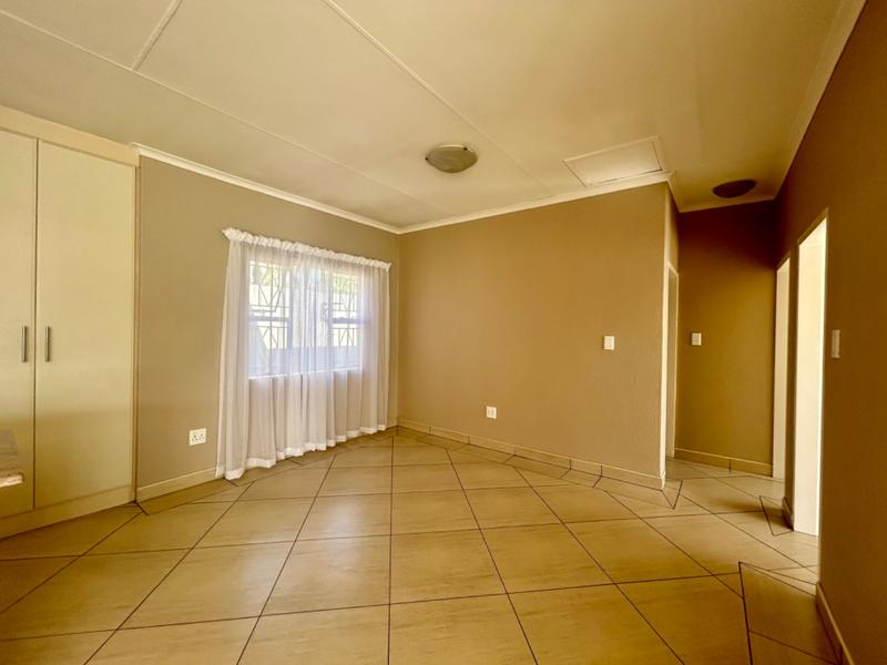 2 Bedroom Property for Sale in Vanderbijlpark SW 1 Gauteng