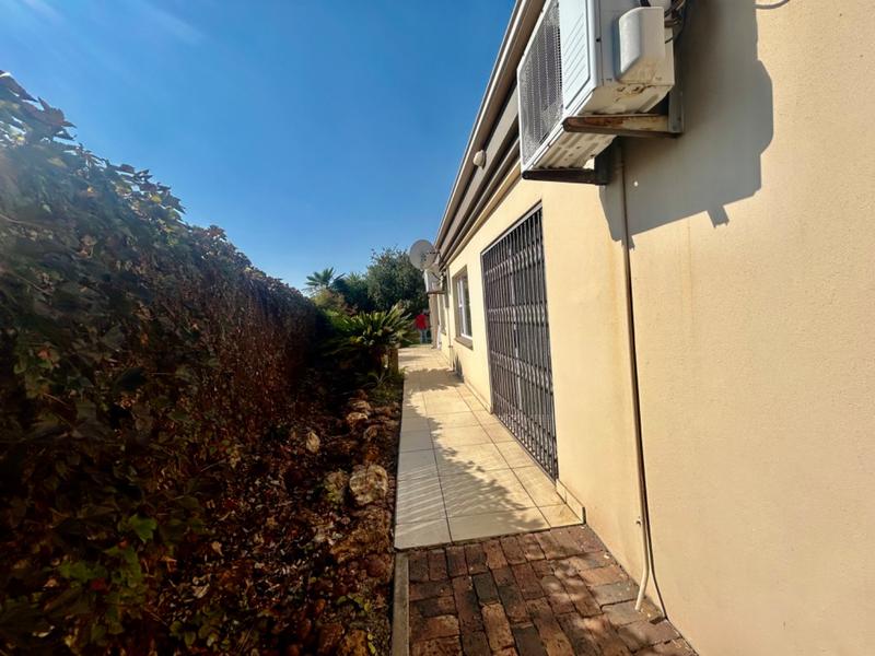 2 Bedroom Property for Sale in Vanderbijlpark SW 1 Gauteng
