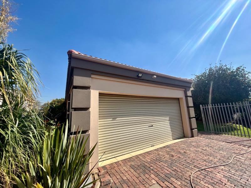 2 Bedroom Property for Sale in Vanderbijlpark SW 1 Gauteng