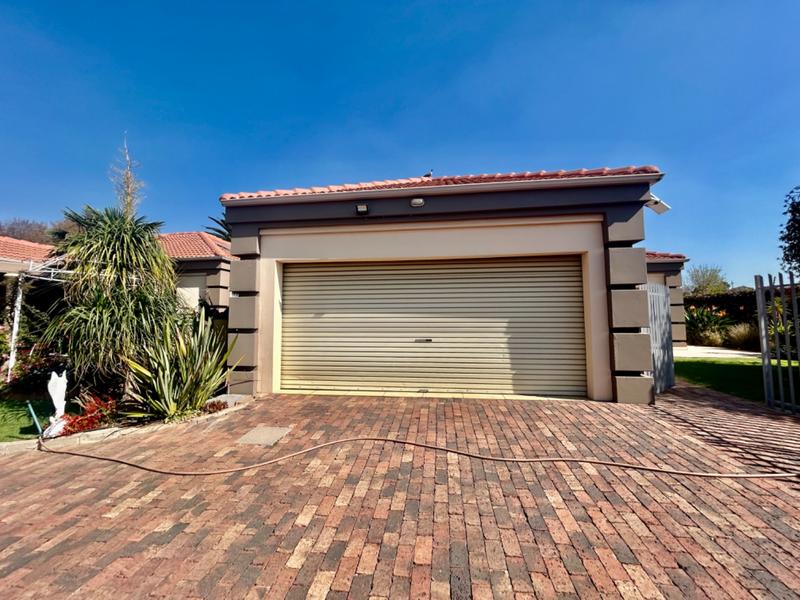 2 Bedroom Property for Sale in Vanderbijlpark SW 1 Gauteng