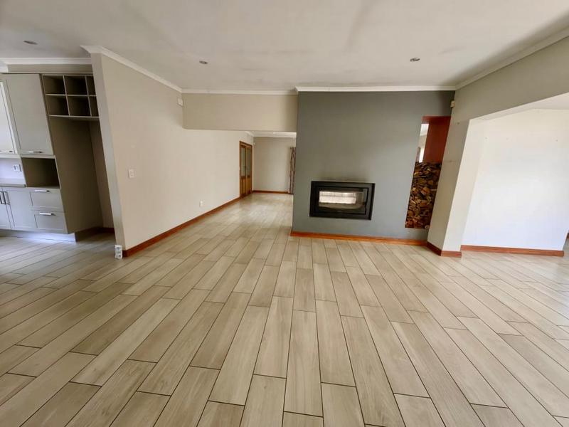 4 Bedroom Property for Sale in Vanderbijlpark SW 5 Gauteng