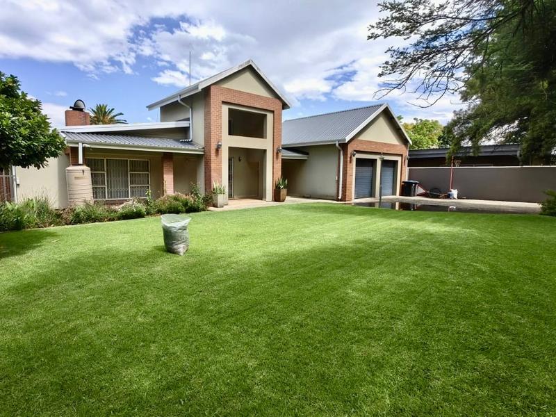 4 Bedroom Property for Sale in Vanderbijlpark SW 5 Gauteng