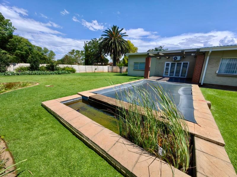 4 Bedroom Property for Sale in Vanderbijlpark SW 5 Gauteng