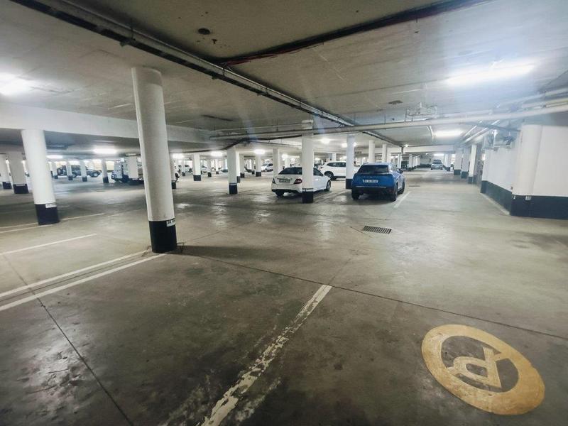 To Let commercial Property for Rent in Randjespark Gauteng