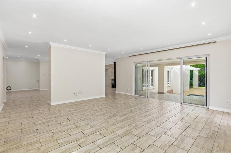 To Let 4 Bedroom Property for Rent in Fourways Gardens Gauteng