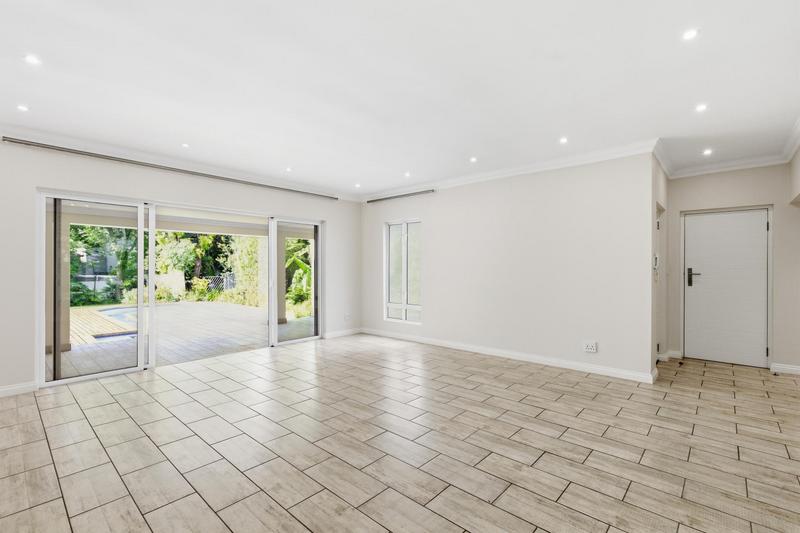 To Let 4 Bedroom Property for Rent in Fourways Gardens Gauteng