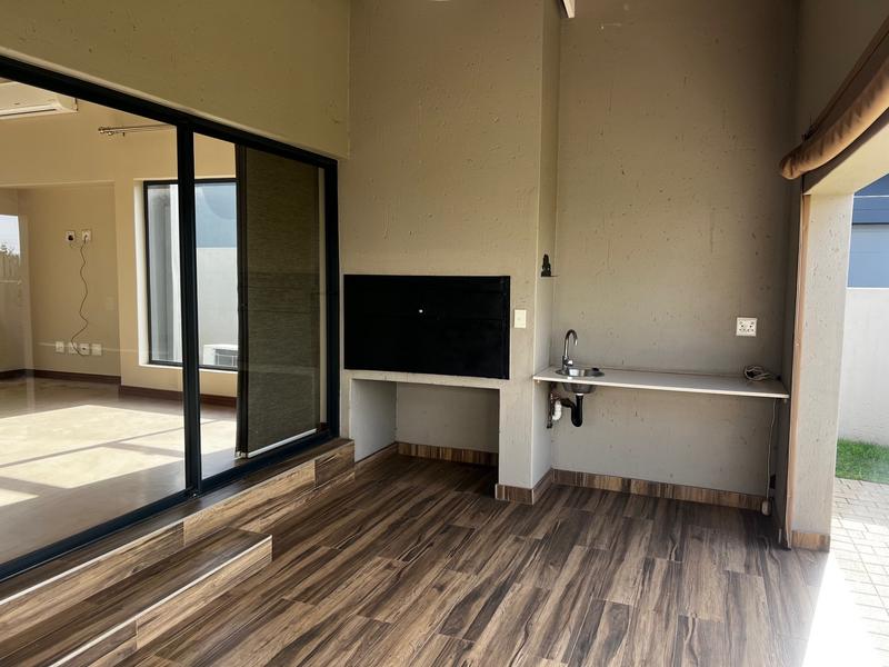 To Let 3 Bedroom Property for Rent in Midstream Meadows Gauteng