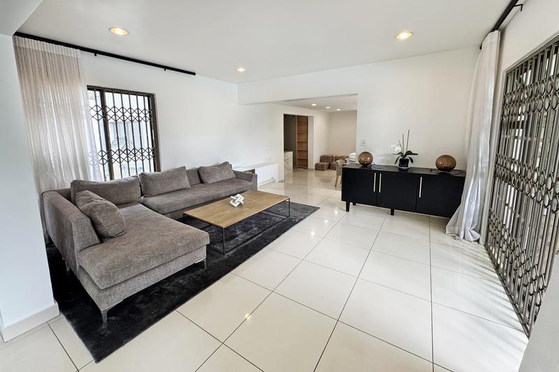 To Let 4 Bedroom Property for Rent in Benmore Gardens Gauteng