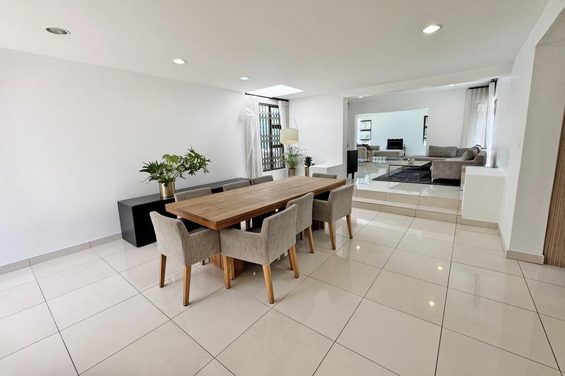 To Let 4 Bedroom Property for Rent in Benmore Gardens Gauteng