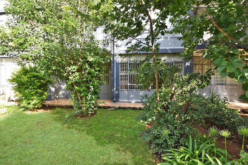 1 Bedroom Property for Sale in Sandringham Gauteng