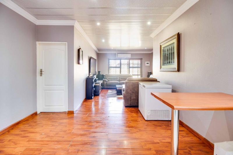 3 Bedroom Property for Sale in Dobsonville Gauteng