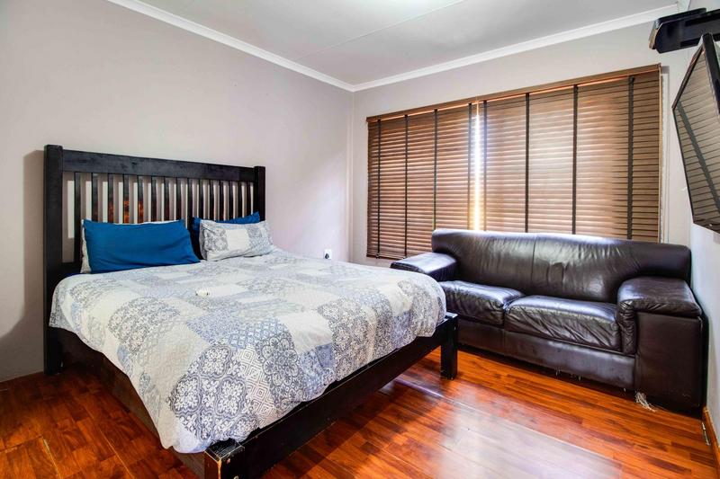 3 Bedroom Property for Sale in Dobsonville Gauteng