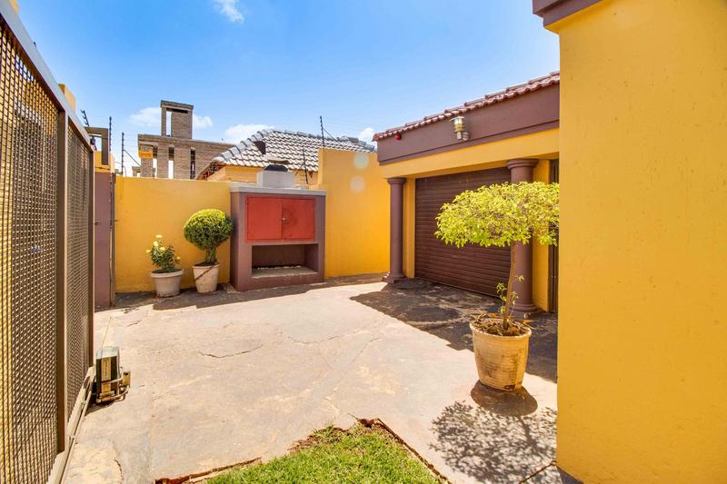 3 Bedroom Property for Sale in Dobsonville Gauteng