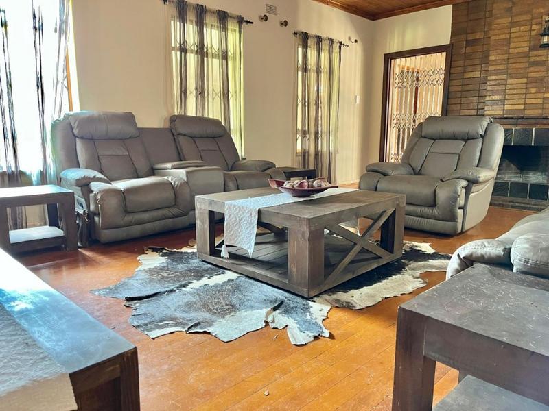 5 Bedroom Property for Sale in Cinderella Gauteng