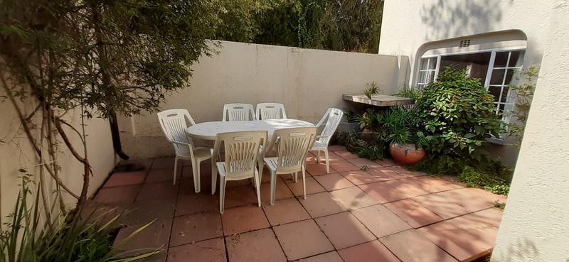 To Let 2 Bedroom Property for Rent in Rivonia Gauteng