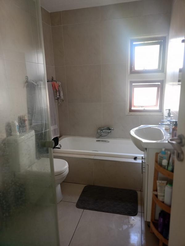 2 Bedroom Property for Sale in Sandown Gauteng