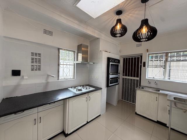 2 Bedroom Property for Sale in Norwood Gauteng