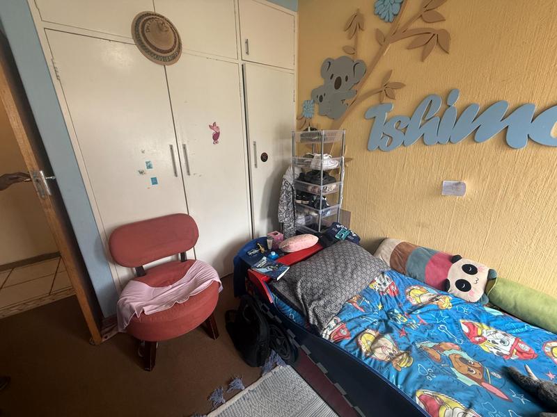 4 Bedroom Property for Sale in Rooihuiskraal Gauteng