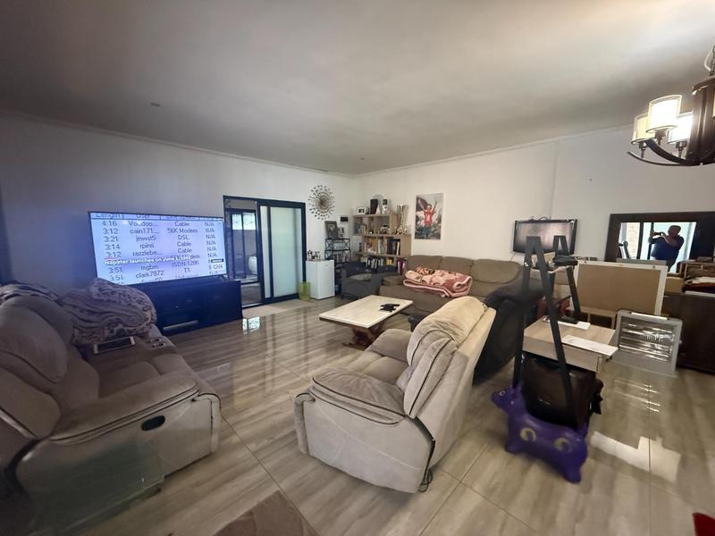 4 Bedroom Property for Sale in Rooihuiskraal Gauteng