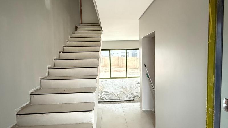 4 Bedroom Property for Sale in Fountainbrook Estate Gauteng