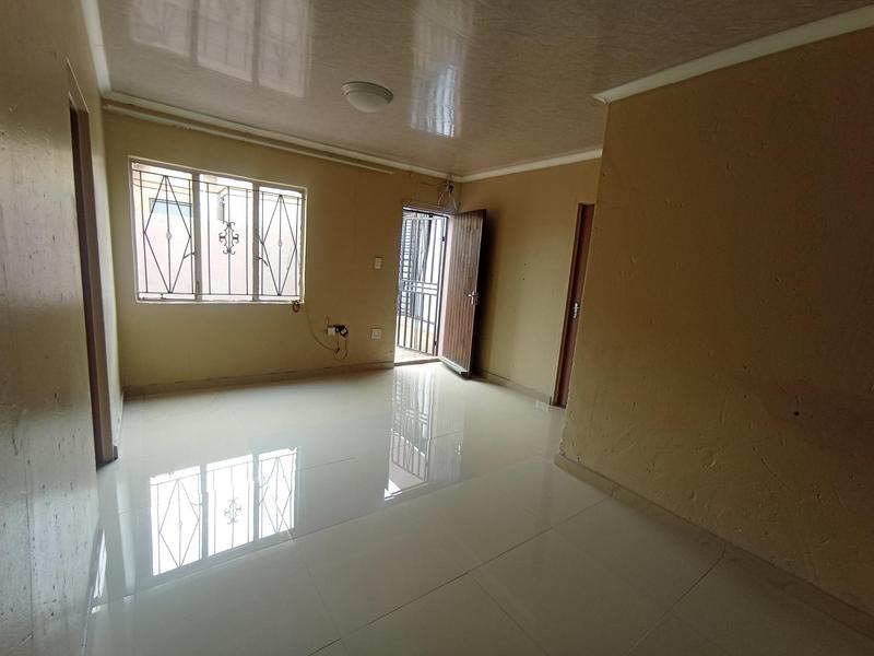 3 Bedroom Property for Sale in Protea Glen Gauteng