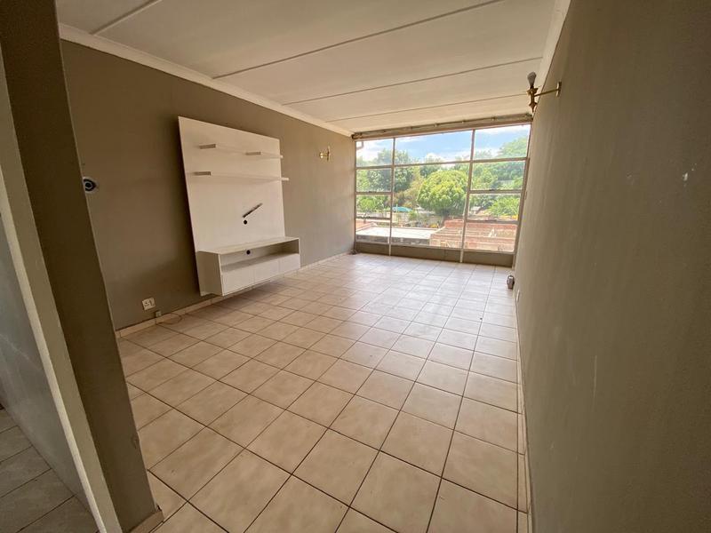2 Bedroom Property for Sale in Florida Gauteng