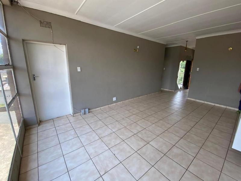 2 Bedroom Property for Sale in Florida Gauteng