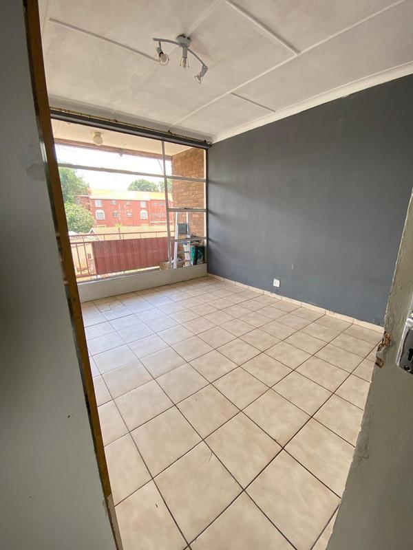 2 Bedroom Property for Sale in Florida Gauteng