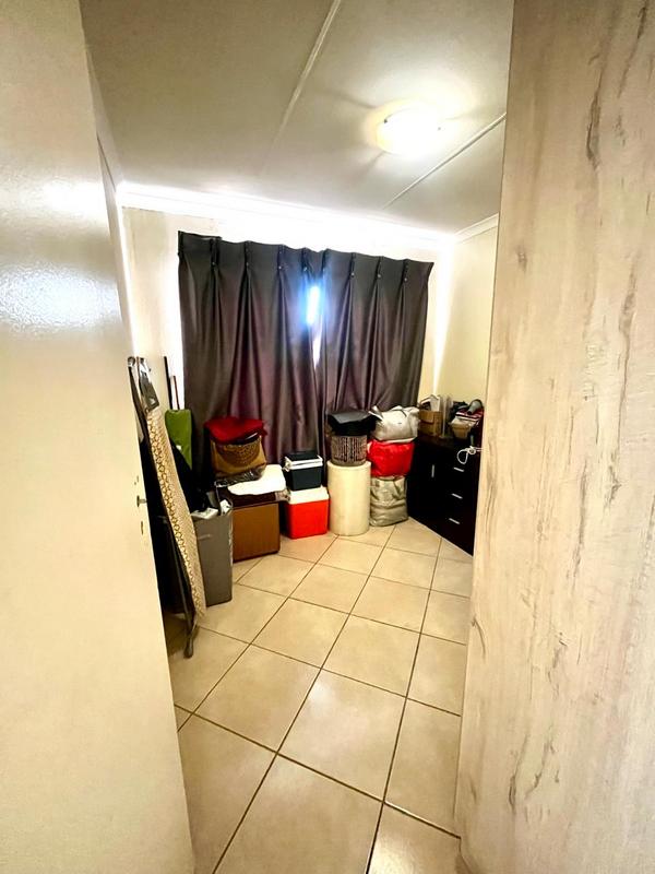 2 Bedroom Property for Sale in Witpoortjie Gauteng