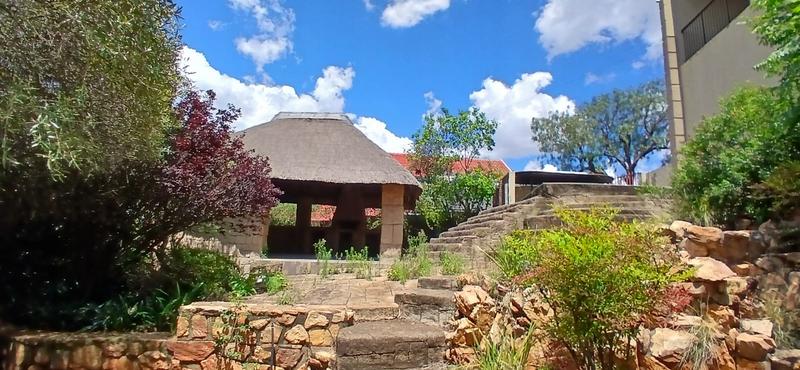 4 Bedroom Property for Sale in Ontdekkerspark Gauteng