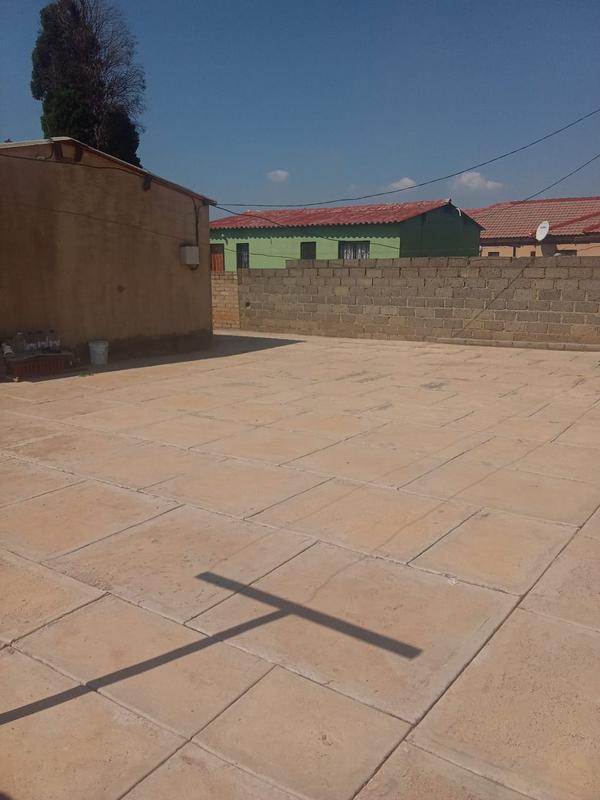 2 Bedroom Property for Sale in Palm Springs Gauteng