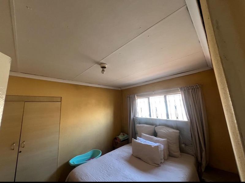 2 Bedroom Property for Sale in Vosloorus Gauteng